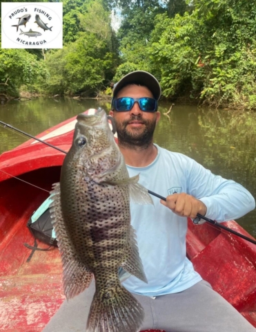 A Guapote (Rainbowbass) with our friend Enrique (Uruguay), March 2025