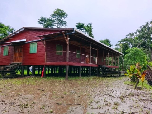 Prudos Fishing Lodge (a rain day)